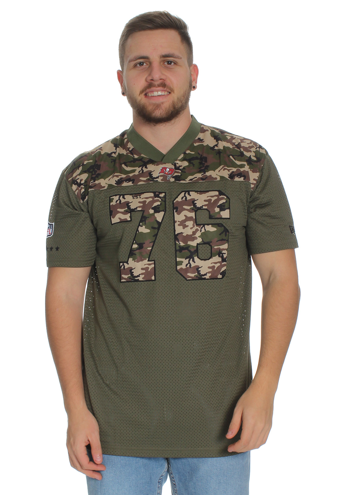 New Era Tampa Bay Buccaneers Camo Infill Oversized Mesh Tee grün/camouflage günstig online kaufen