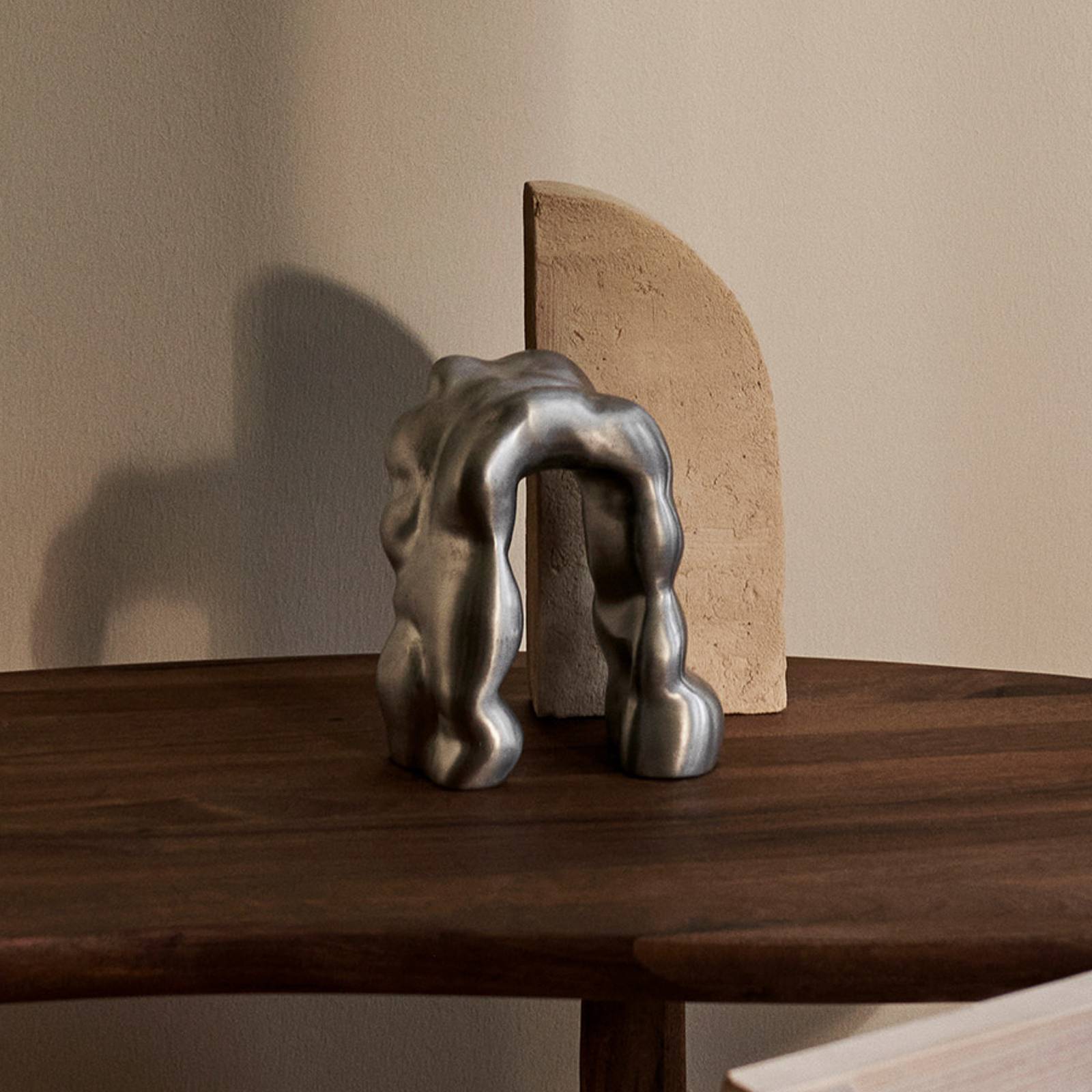 ferm LIVING Skulptur Morf, gebürstet, Höhe 18,5 cm, Alu günstig online kaufen