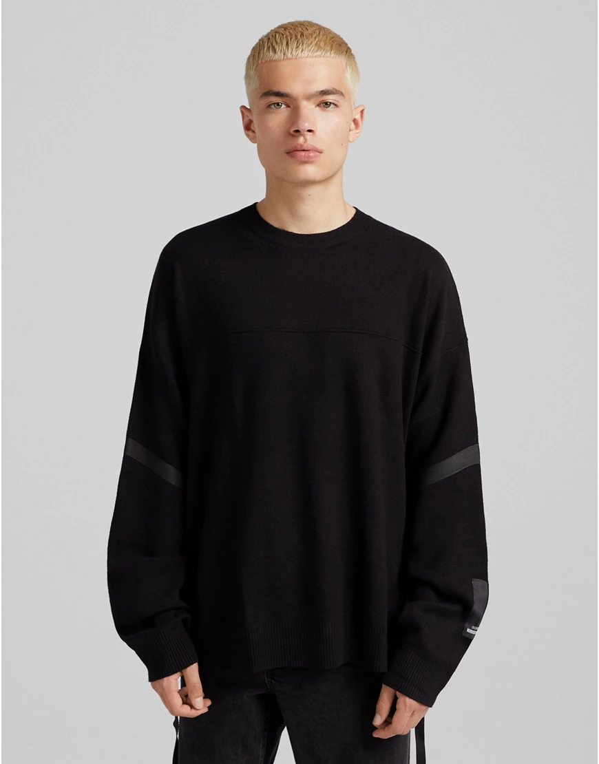 Bershka – Oversize-Pullover in Schwarz mit Reißverschlussdetails günstig online kaufen