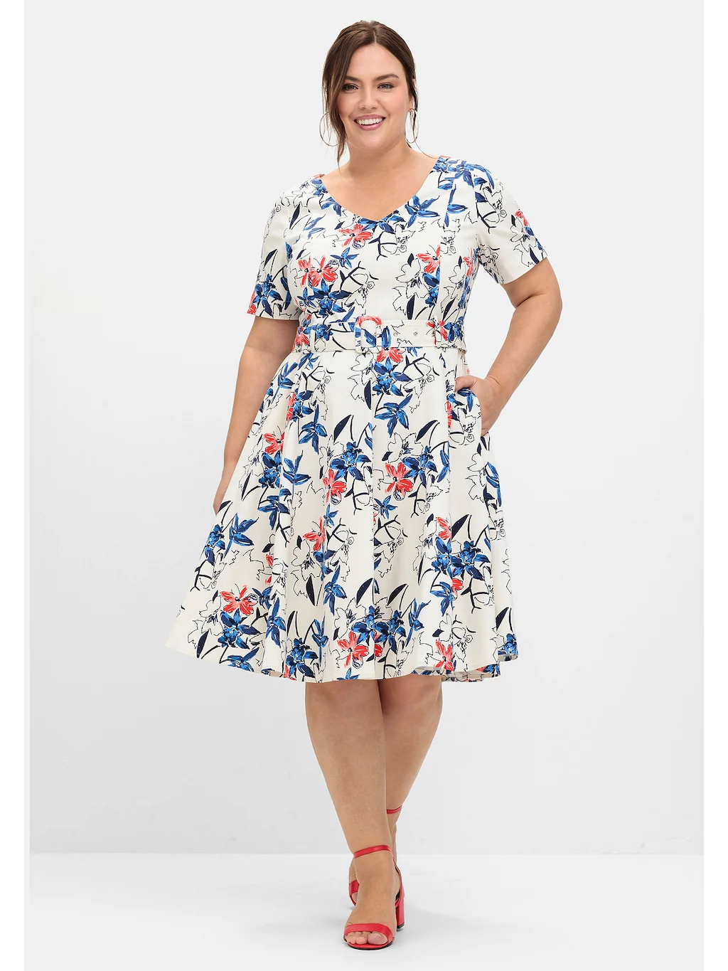 Sheego Abendkleid "Große Größen", mit Blumenprint und Stoffgürtel günstig online kaufen