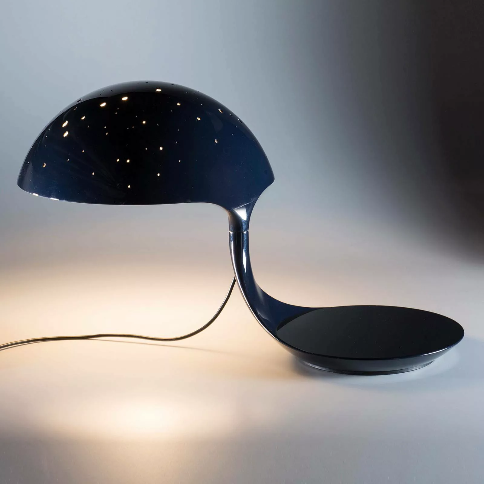 Martinelli Luce Cobra Scorpius Tischleuchte, blau günstig online kaufen