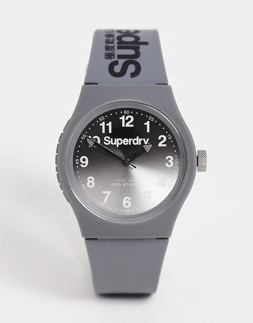 Superdry – Uhr mit Silikonarmband in Grau mit Farbverlauf günstig online kaufen