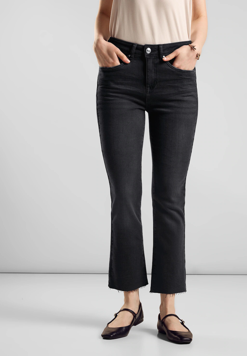 STREET ONE 5-Pocket-Jeans Denim-Kick Flared slim fit mit Stretch günstig online kaufen