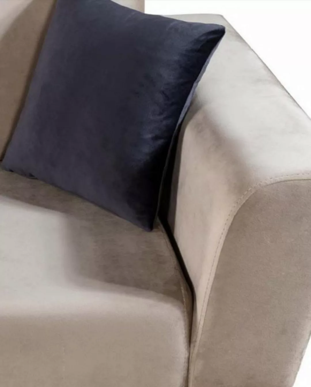 JVmoebel Sofa Beige Dreisitzer Samt Couch Wohnzimmer Couchen Sofa Elegante günstig online kaufen