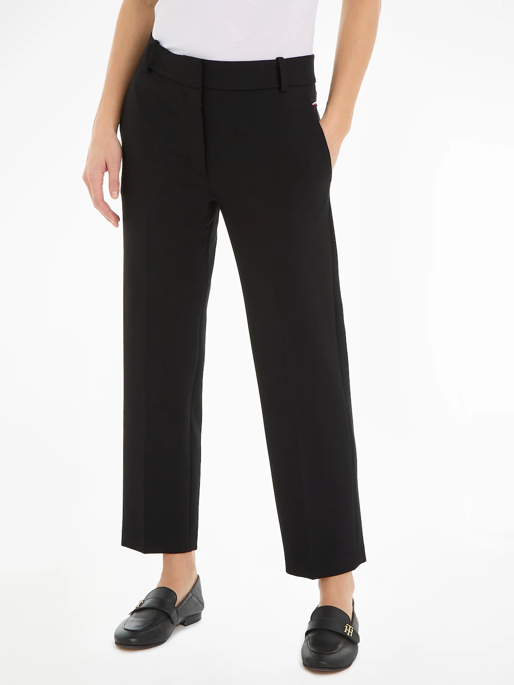 Tommy Hilfiger Webhose "SLIM STRAIGHT TRAVEL PANT", mit Markenlabel hinten günstig online kaufen