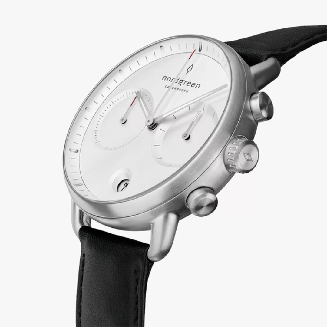 Chronograph Pioneer Silber | Weißes Ziffernblatt - Lederarmband günstig online kaufen