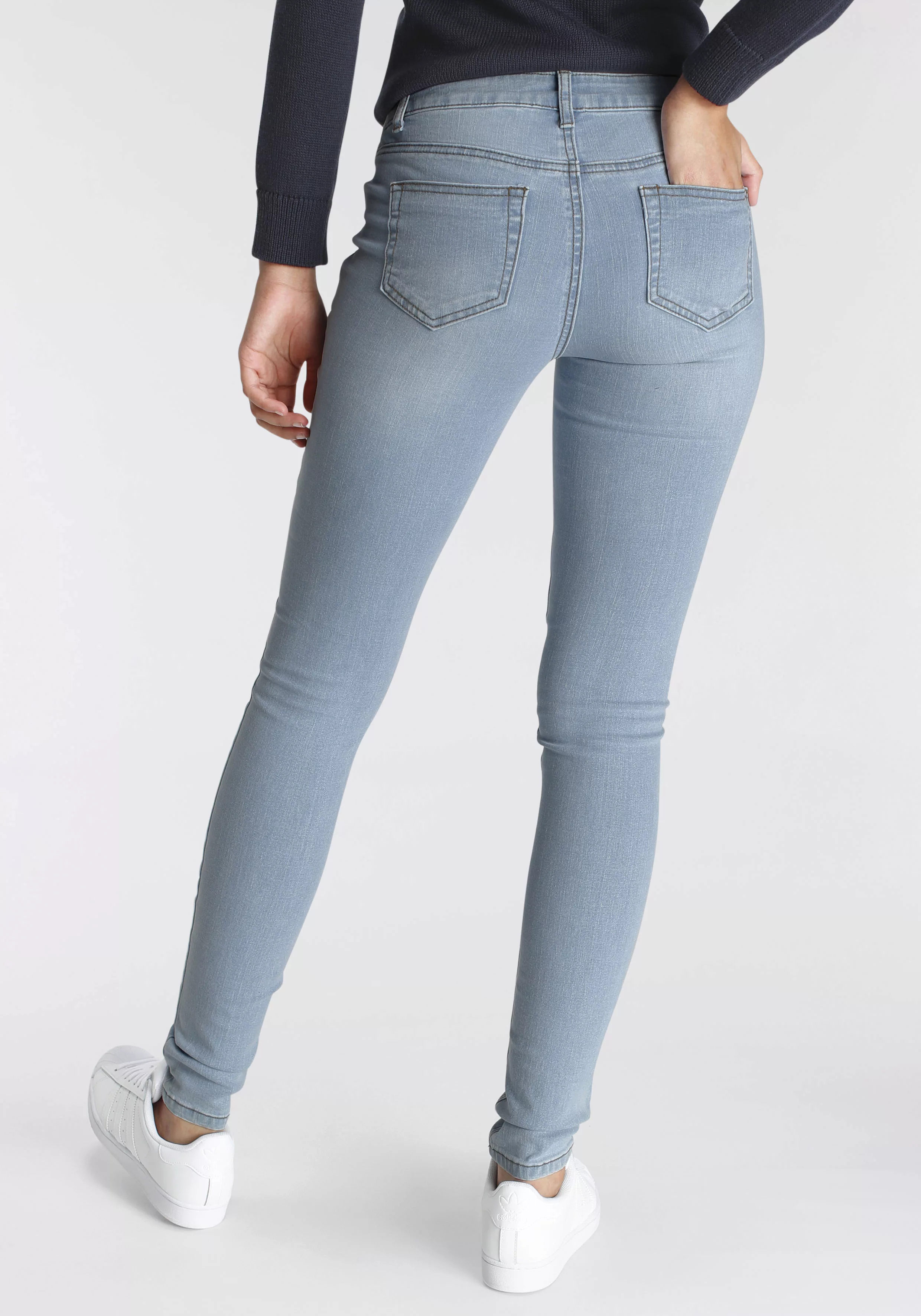 Arizona Skinny-fit-Jeans "mit Keileinsätzen" günstig online kaufen