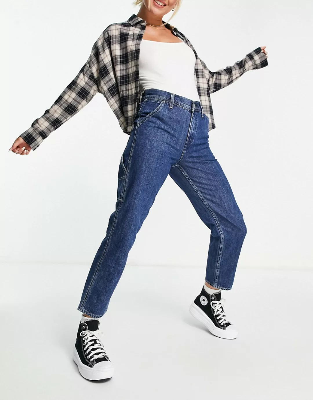 Levi's – Painter Boy – Locker geschnittene Jeans-Schwarz günstig online kaufen