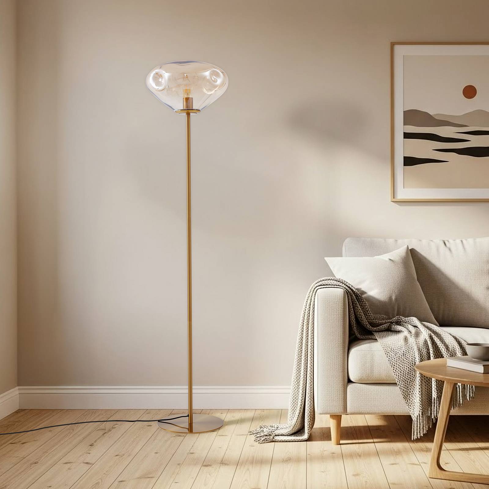 Lindby Stehleuchte Lelia, amber, Glas, Metall, 150 cm günstig online kaufen