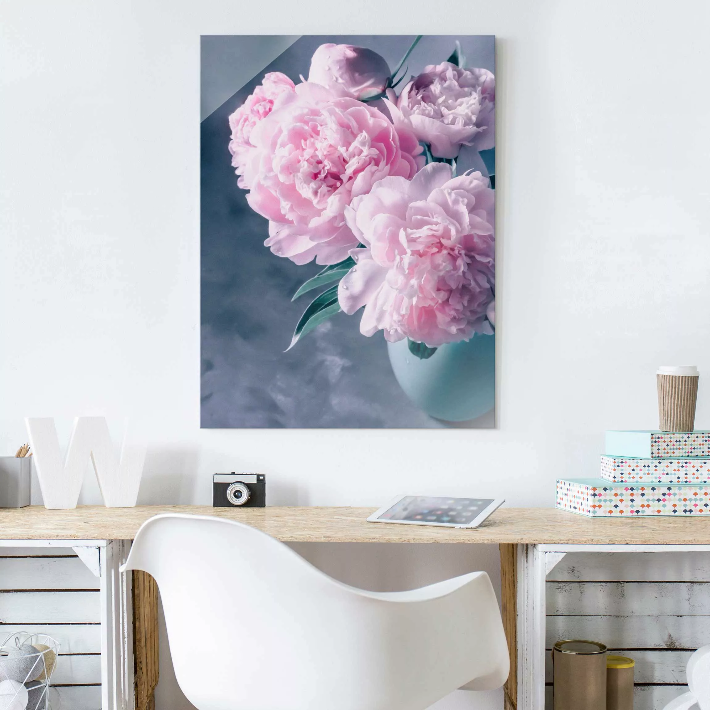 Glasbild - Hochformat Vase mit Rosa Pfingstrosen Shabby günstig online kaufen