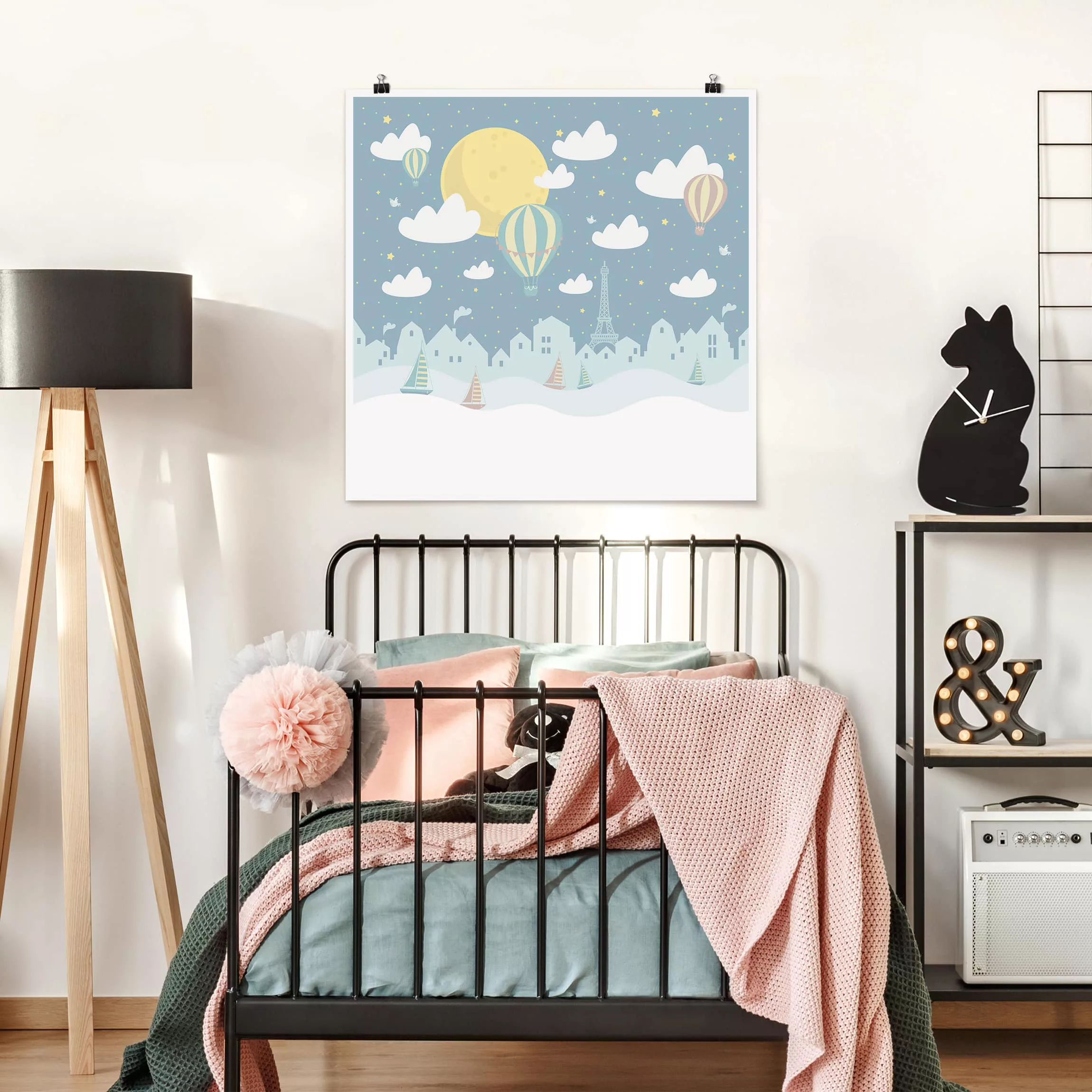 Poster Kinderzimmer - Quadrat Paris mit Sternen und Heißluftballon günstig online kaufen