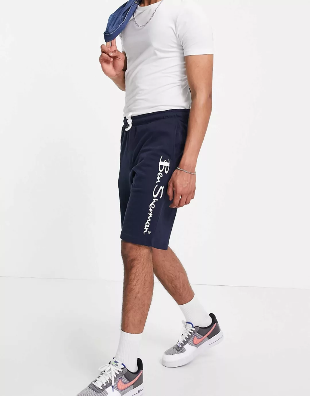 Ben Sherman – Shorts mit großem Logo-Marineblau günstig online kaufen