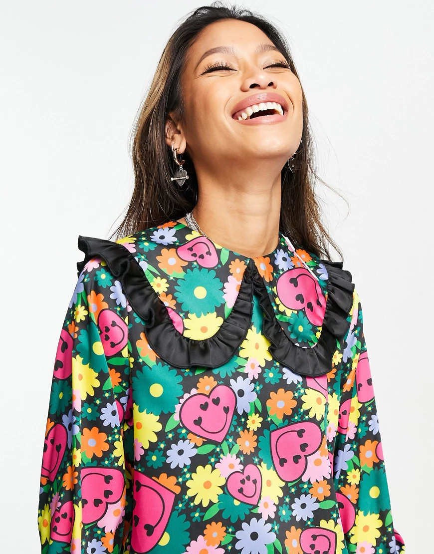 Twisted Wunder – Hemd in Rosa mit Latzkragen-Bunt günstig online kaufen
