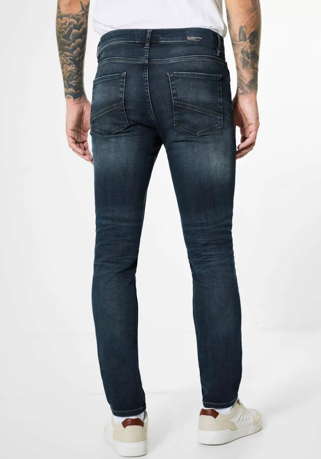 STREET ONE MEN Slim-fit-Jeans In dunkelblauer Waschung günstig online kaufen