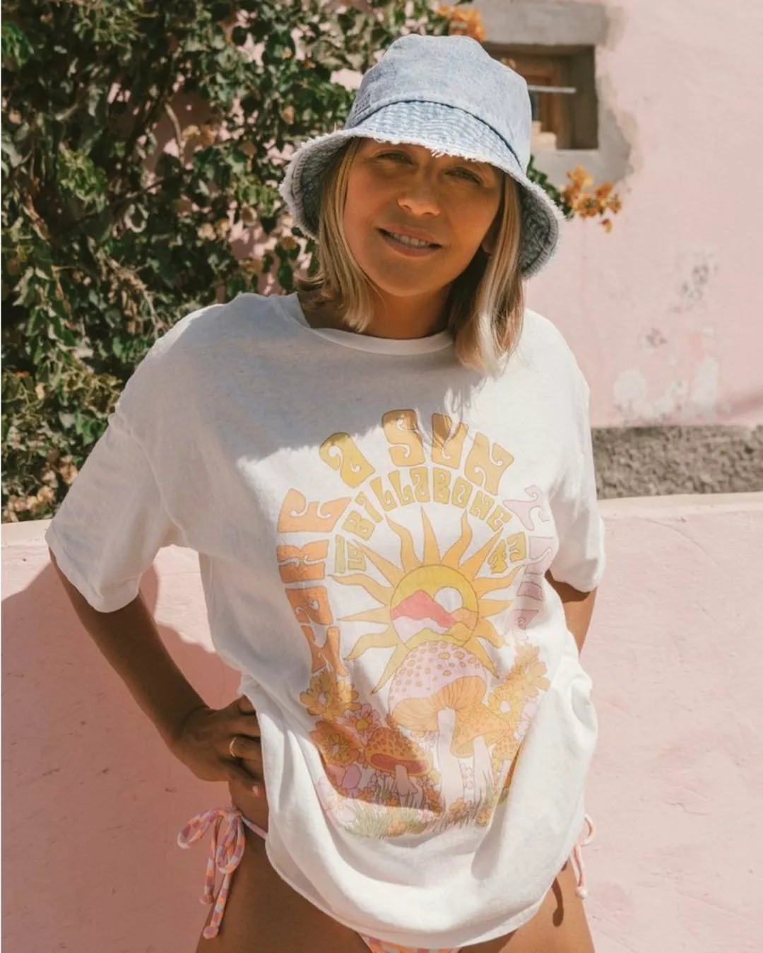 Billabong T-Shirt Take A Sun Trip - T-Shirt für Frauen günstig online kaufen