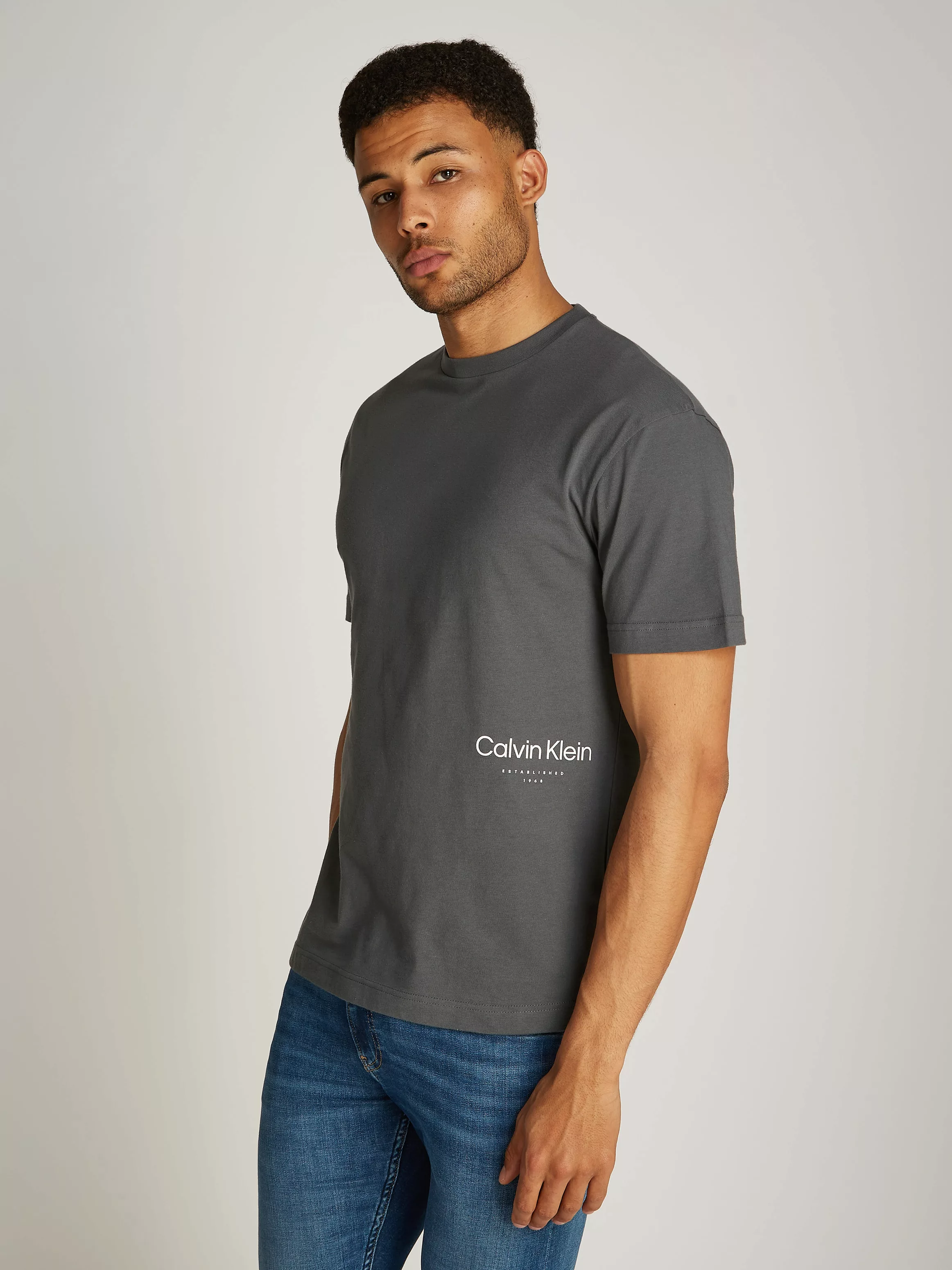 Calvin Klein T-Shirt OFF PLACEMENT LOGO T-SHIRT mit Logoschriftzug günstig online kaufen