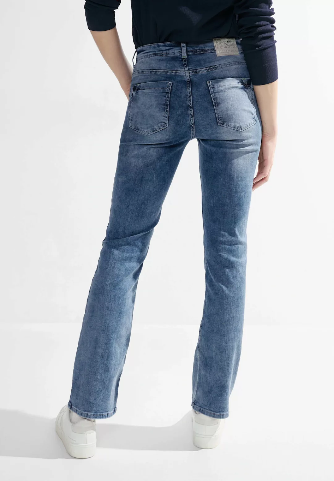 Cecil Bootcut-Jeans Toronto mit Leder-Badge günstig online kaufen