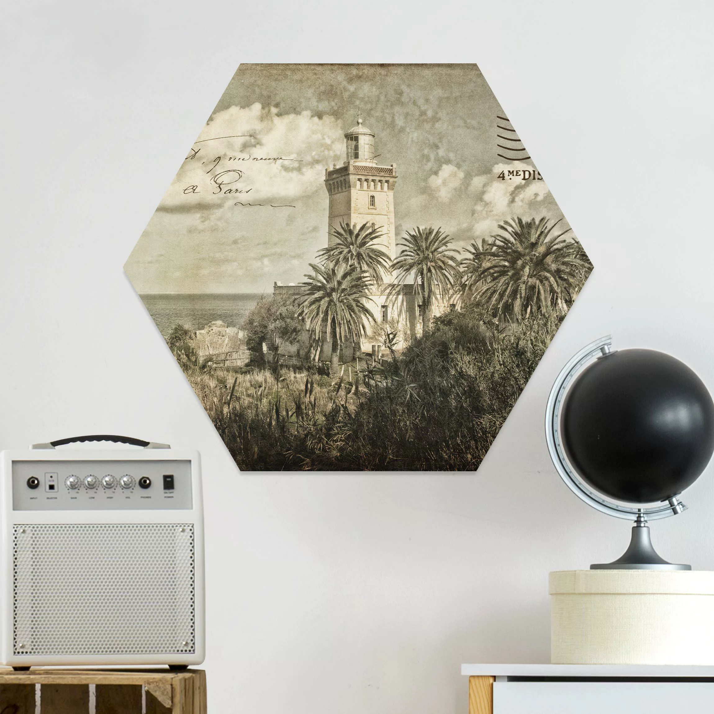 Hexagon-Forexbild Vintage Postkarte mit Leuchtturm und Palmen günstig online kaufen