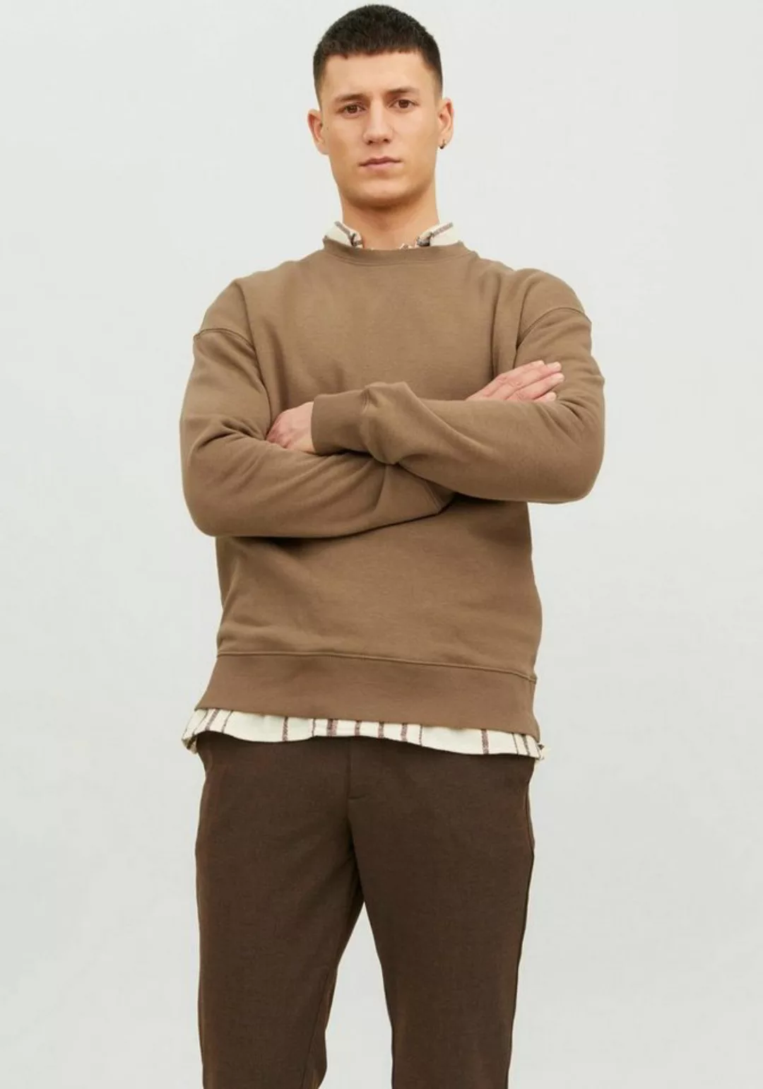 Jack & Jones Sweatshirt JJESTAR BASIC SWEAT CREW NECK NOOS mit Rundhalsauss günstig online kaufen