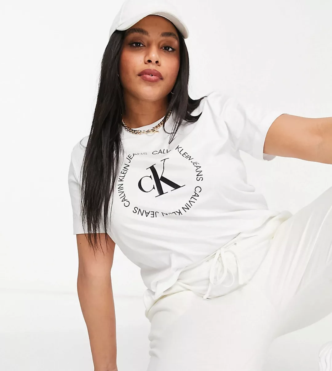 Calvin Klein Jeans Plus – T-Shirt in Weiß mit rundem CK-Logo günstig online kaufen