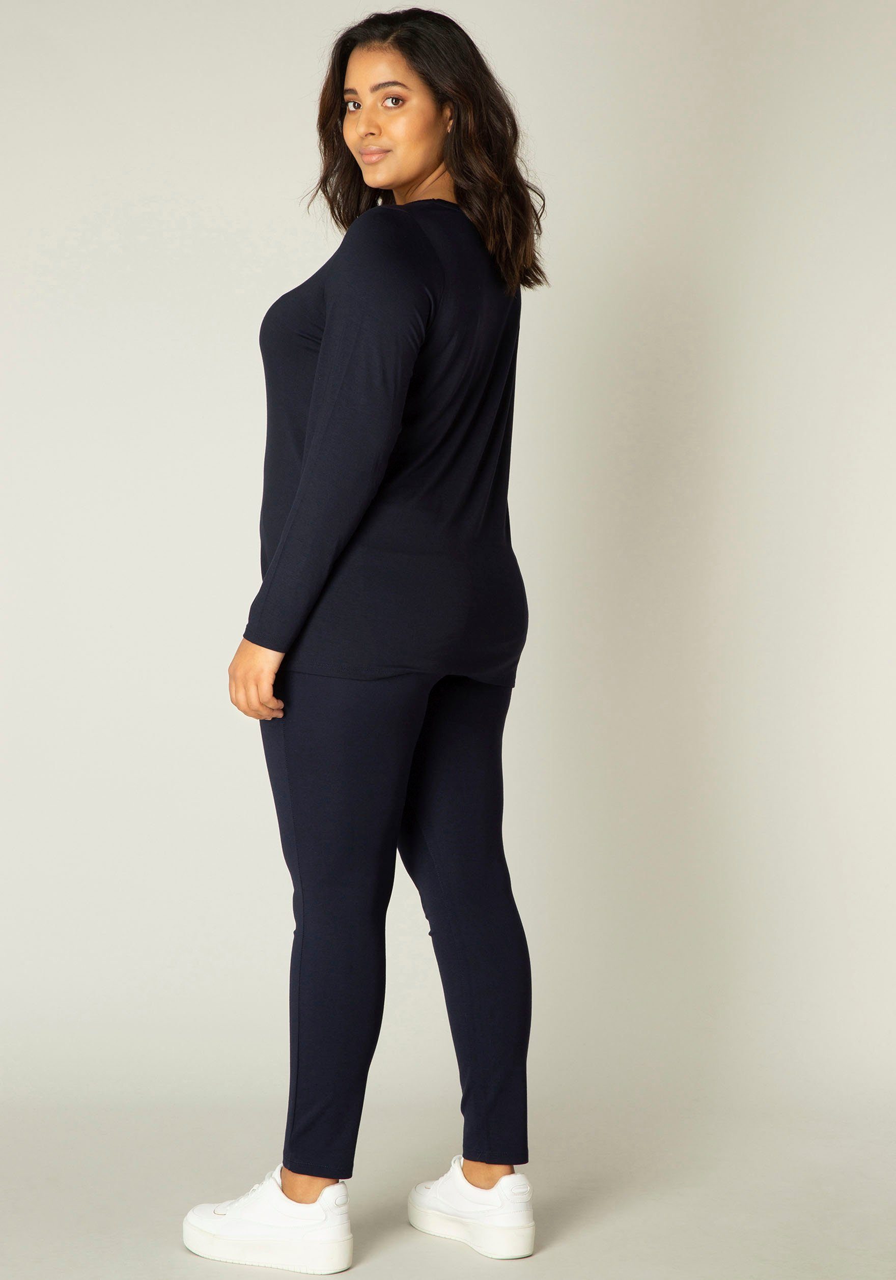 Base Level Curvy Langarmshirt mit Rundhalsausschnitt günstig online kaufen