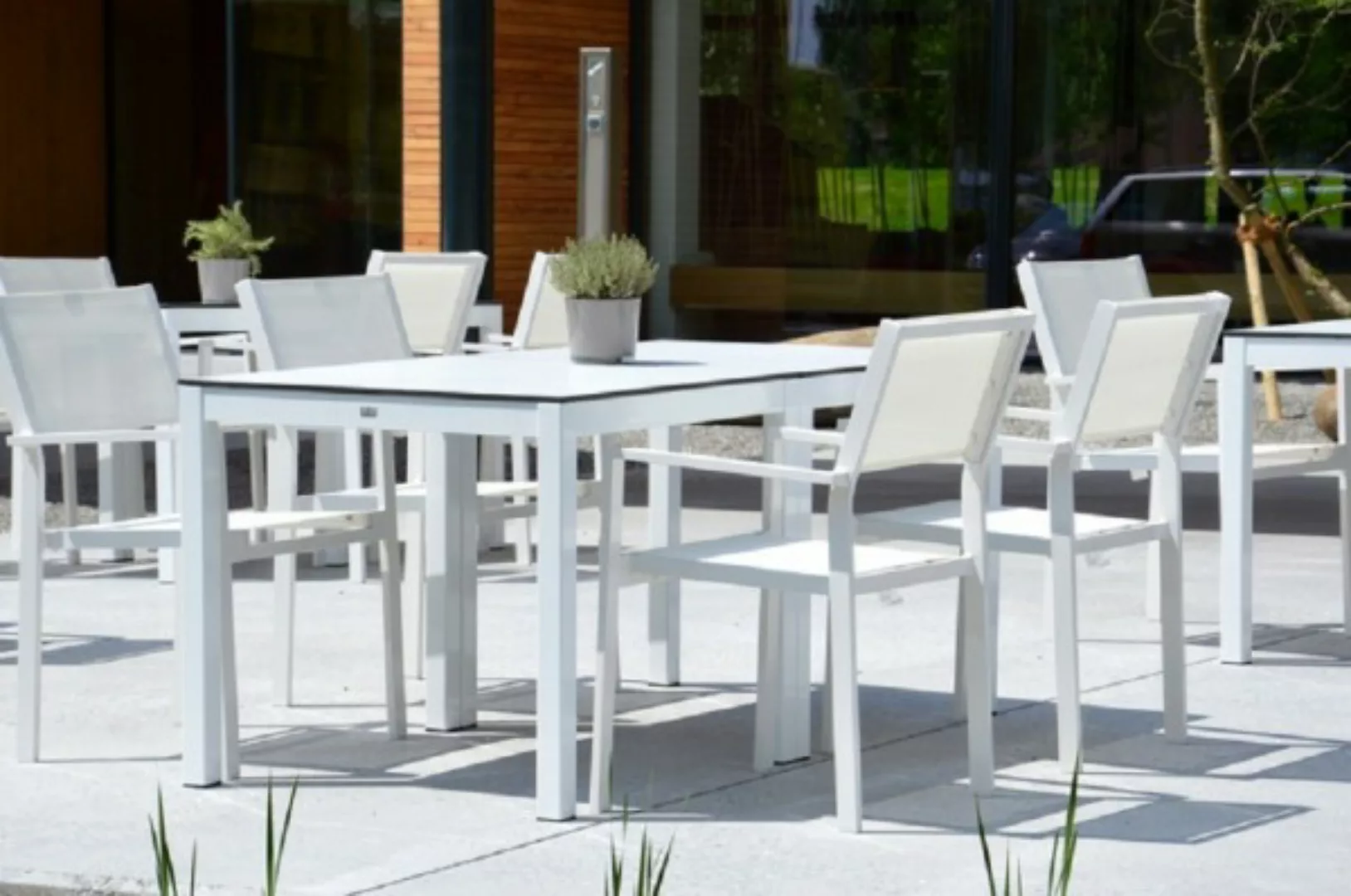 Outdoor Tisch Quadrat Hpl-Schichtstoff weiß / schwarz 140x80 günstig online kaufen
