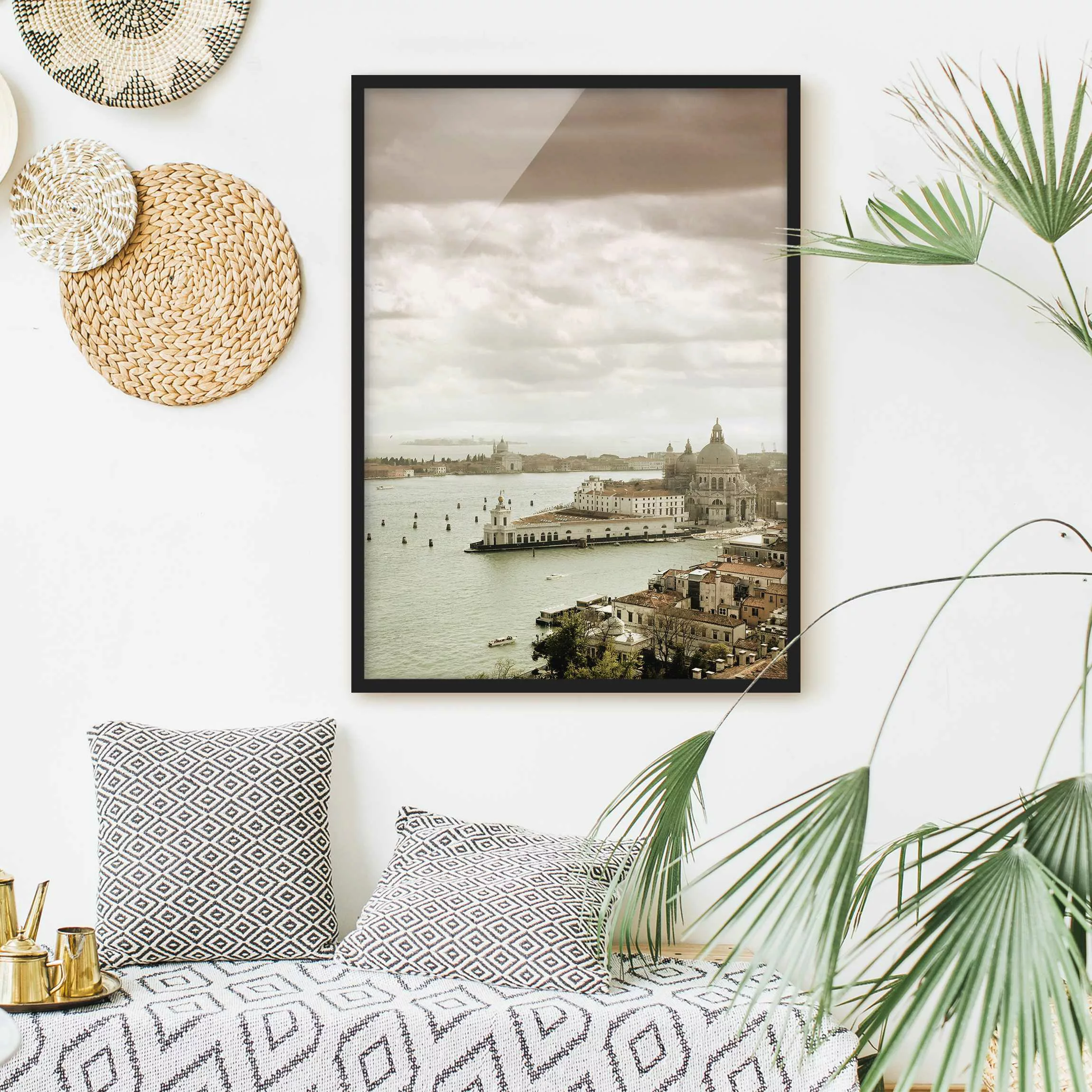 Bild mit Rahmen Architektur & Skyline - Hochformat Lagune von Venedig günstig online kaufen