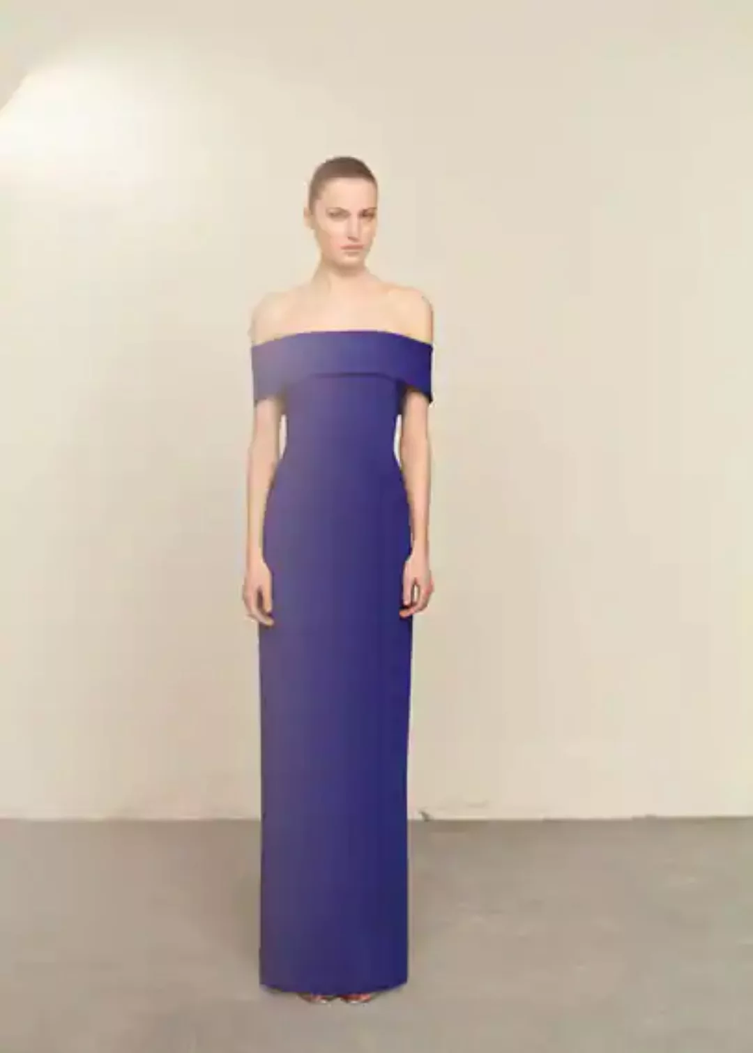 Schulterfreies Kleid mit Schlitzdetail günstig online kaufen