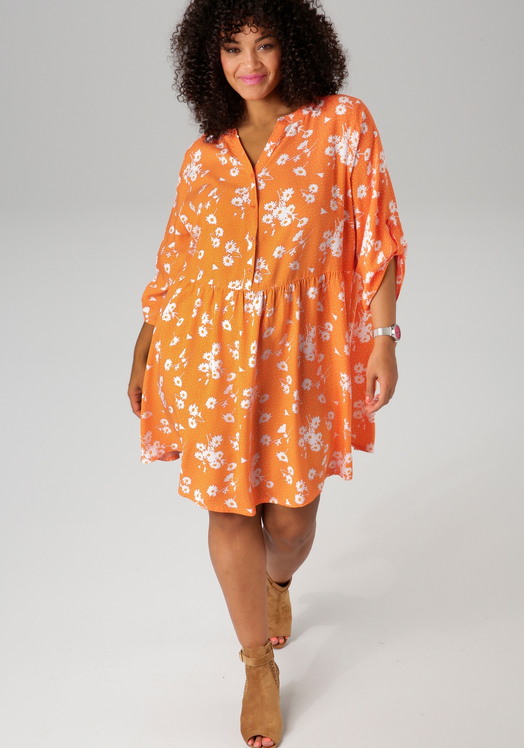 Aniston PLUS Longbluse, mit Blumen und kleinen Pünktchen bedruckt günstig online kaufen