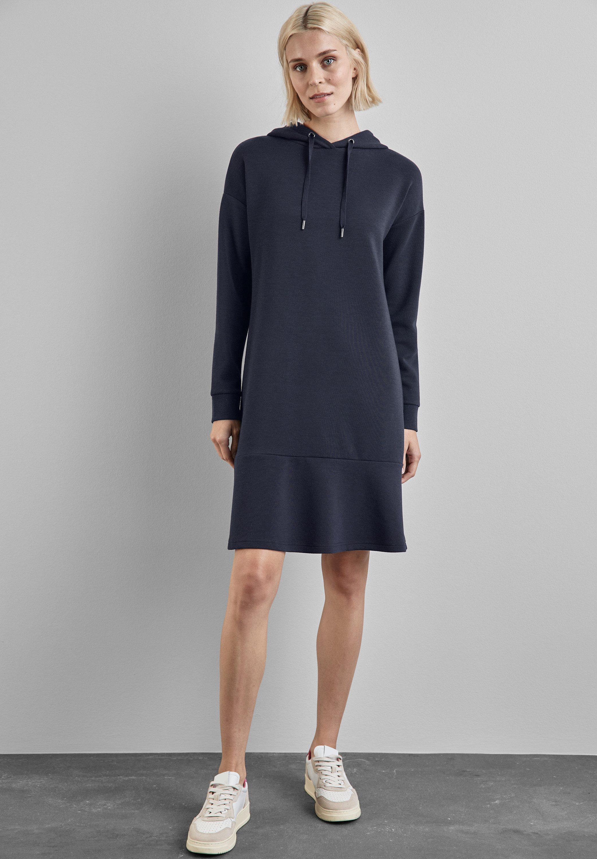STREET ONE Sweatkleid, mit Kapuze günstig online kaufen