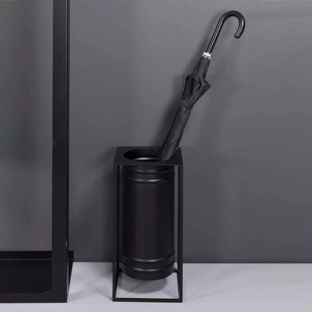Schwarzer Schirmständer aus pulverbeschichtetem Stahl Skandi Design günstig online kaufen