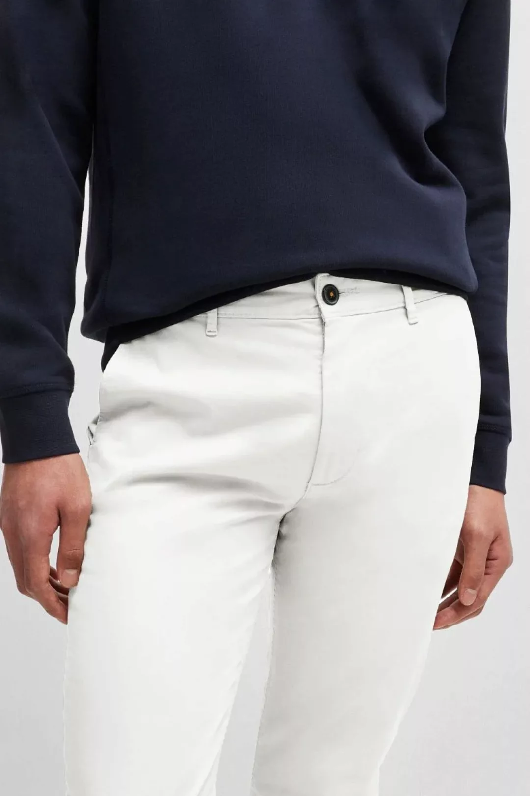 BOSS Satin Chino Weiß - Größe W 31 - L 34 günstig online kaufen