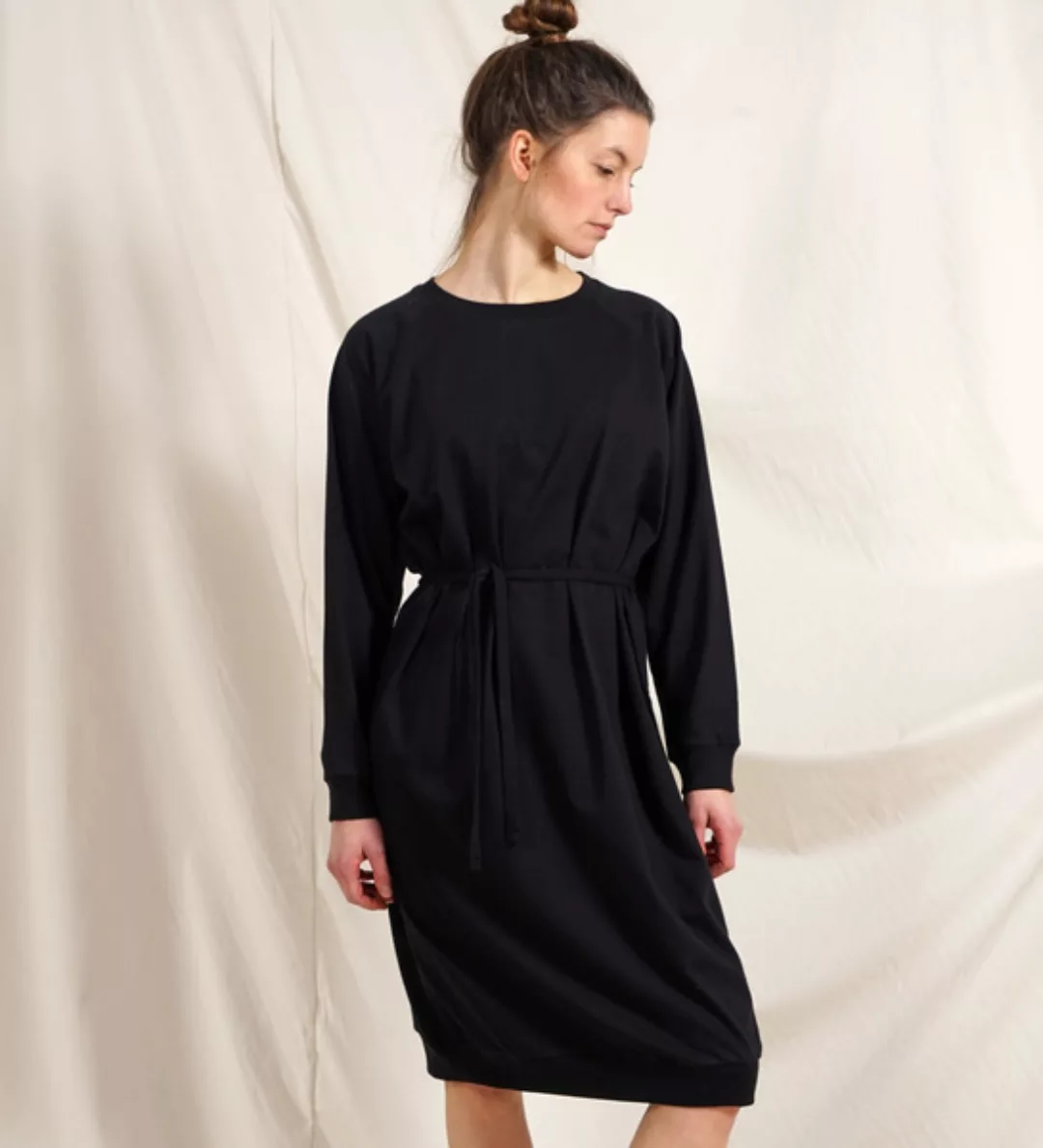 Long Pulli Dress Schwarz Aus Bio-baumwolle günstig online kaufen