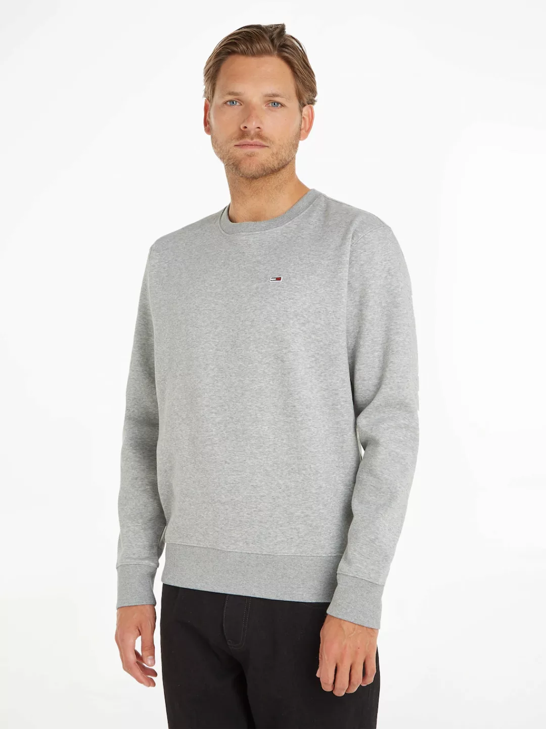 Tommy Jeans Sweatshirt "TJM REGULAR FLEECE C NECK", mit Markenlogo auf der günstig online kaufen