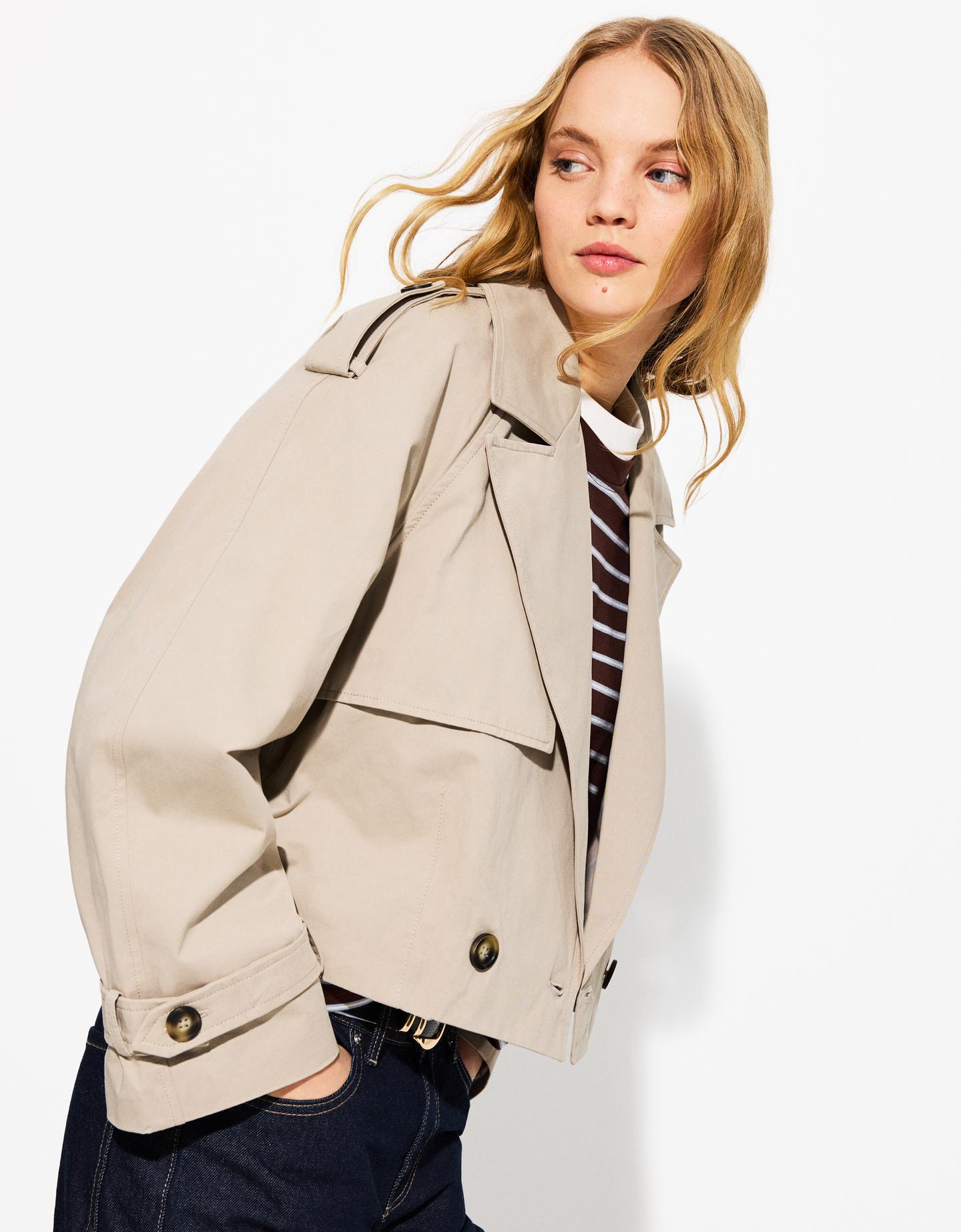 Bershka Kurze Trenchjacke Mit Schnalle Damen M Nerzfarbe günstig online kaufen