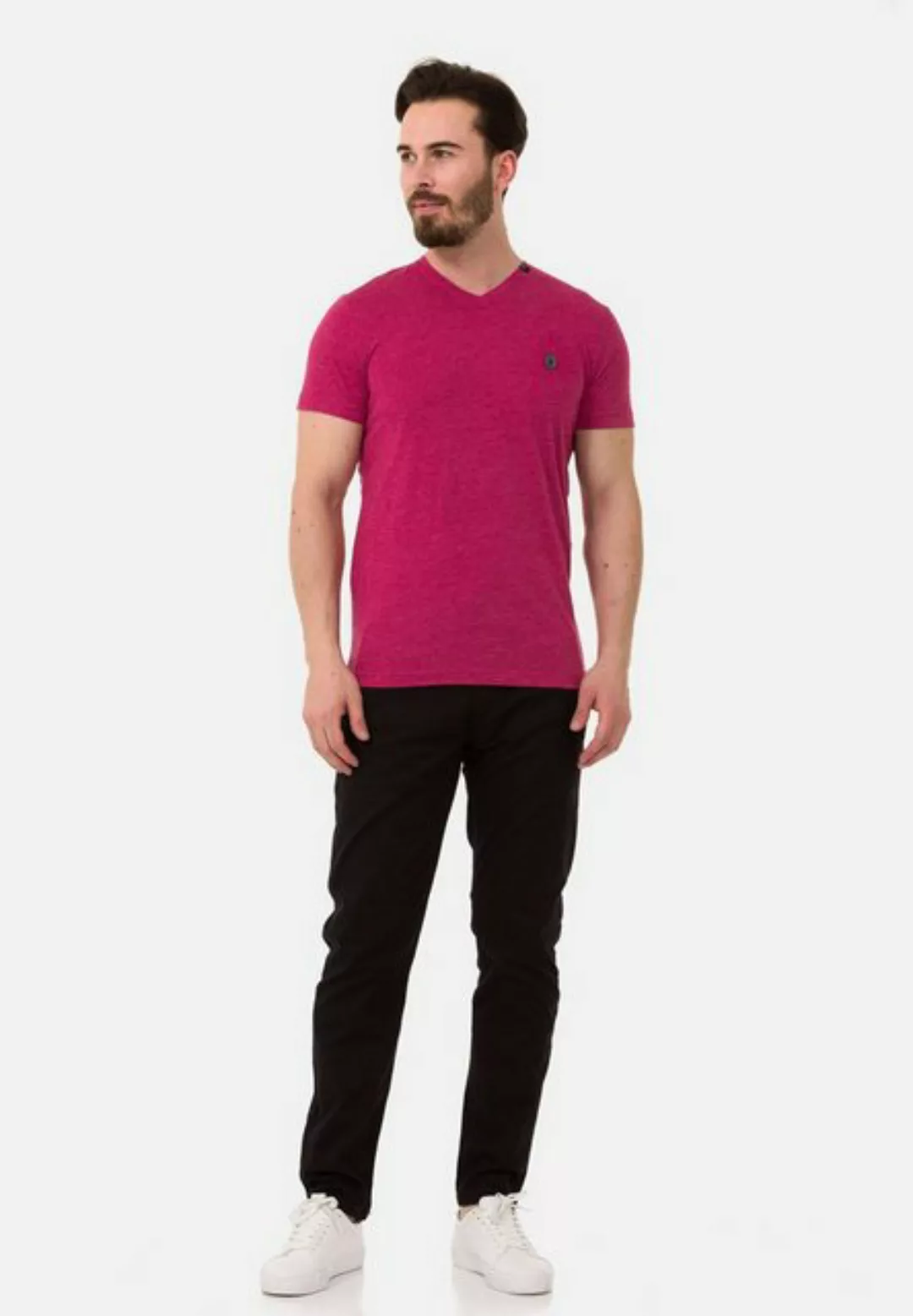 Cipo & Baxx T-Shirt mit modischem V-Ausschnitt günstig online kaufen
