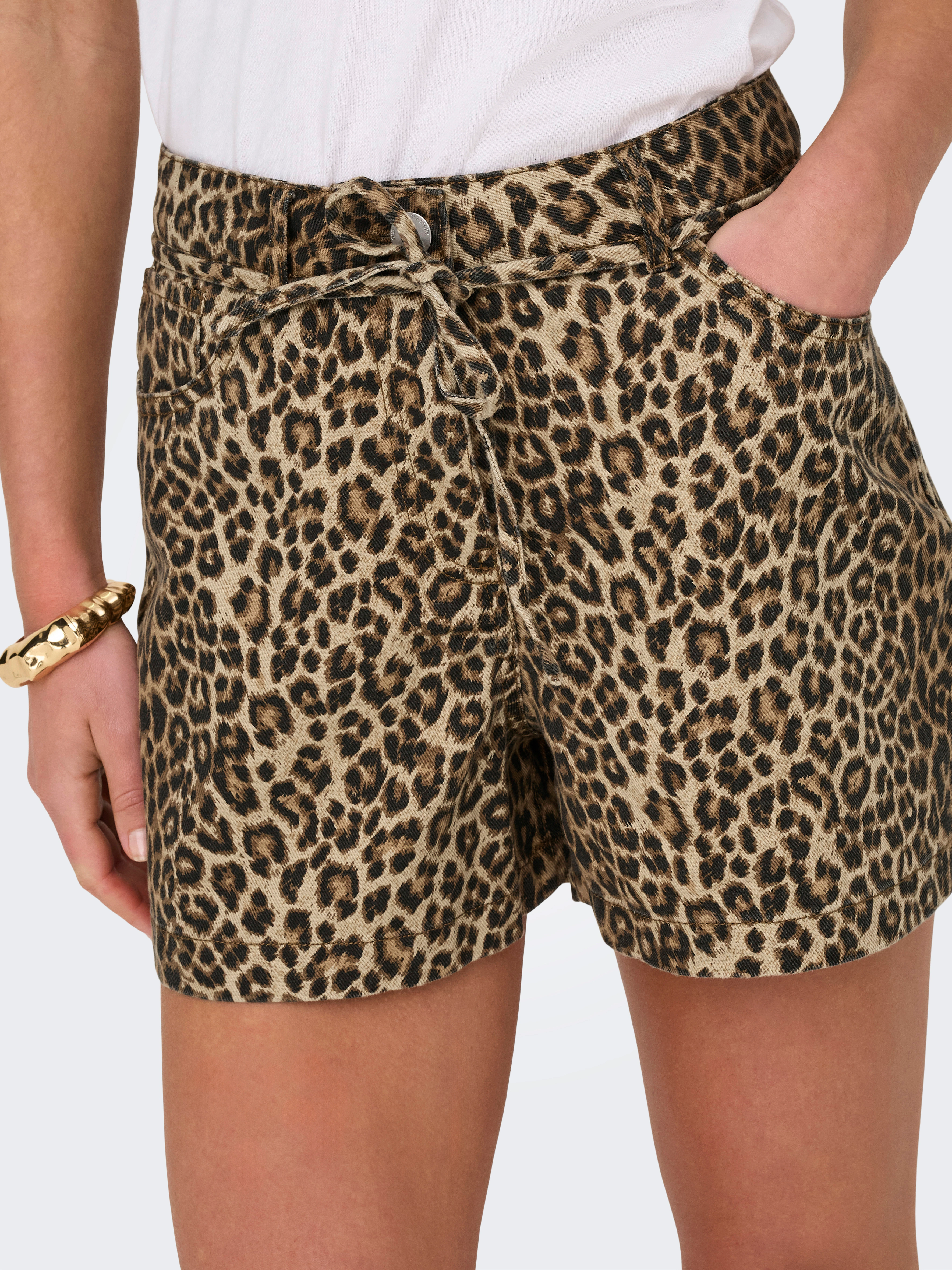 ONLY Shorts "ONLNAOMI STRING AOP SHORTS OTW" günstig online kaufen