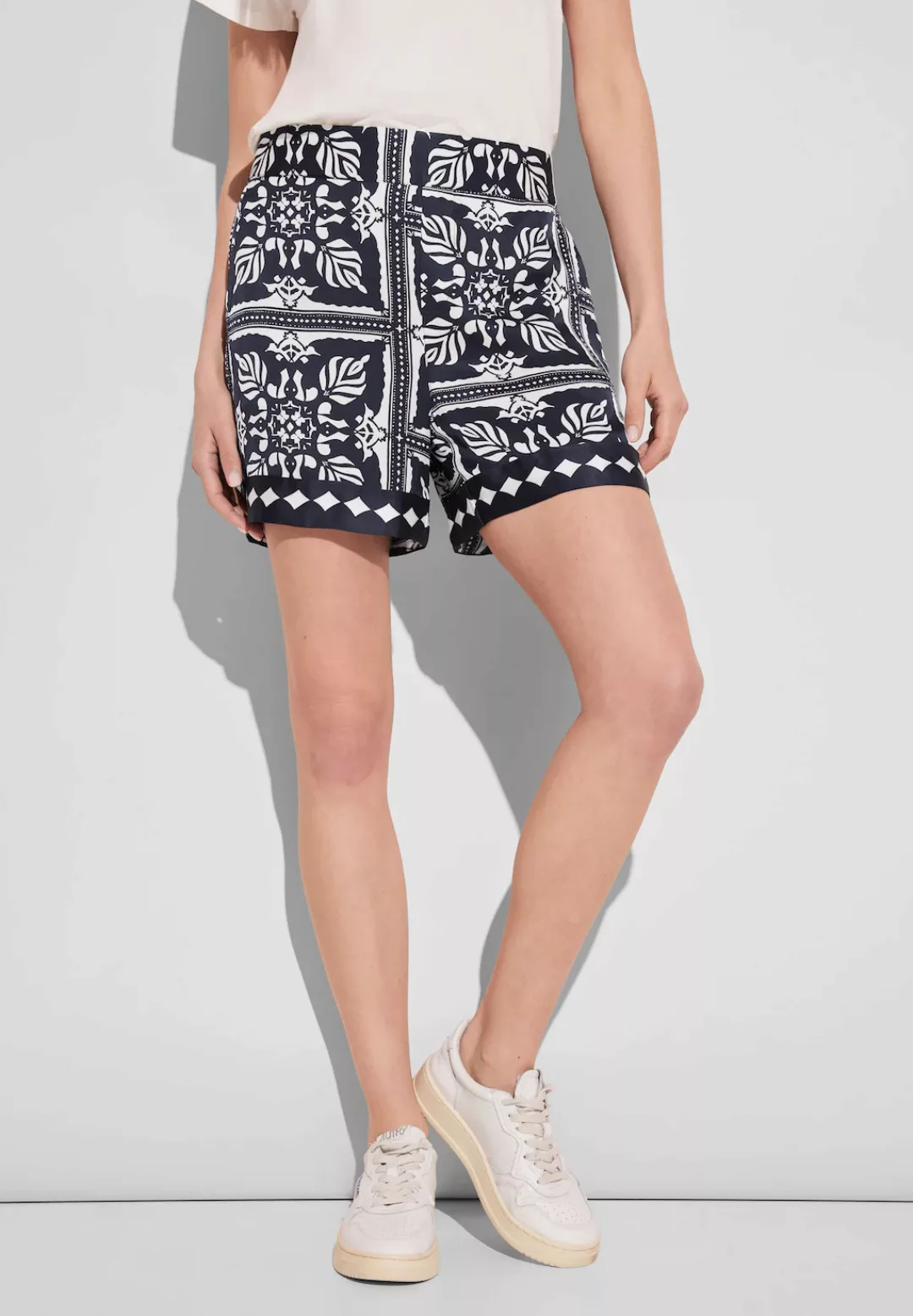 STREET ONE Shorts, Middle Waist günstig online kaufen