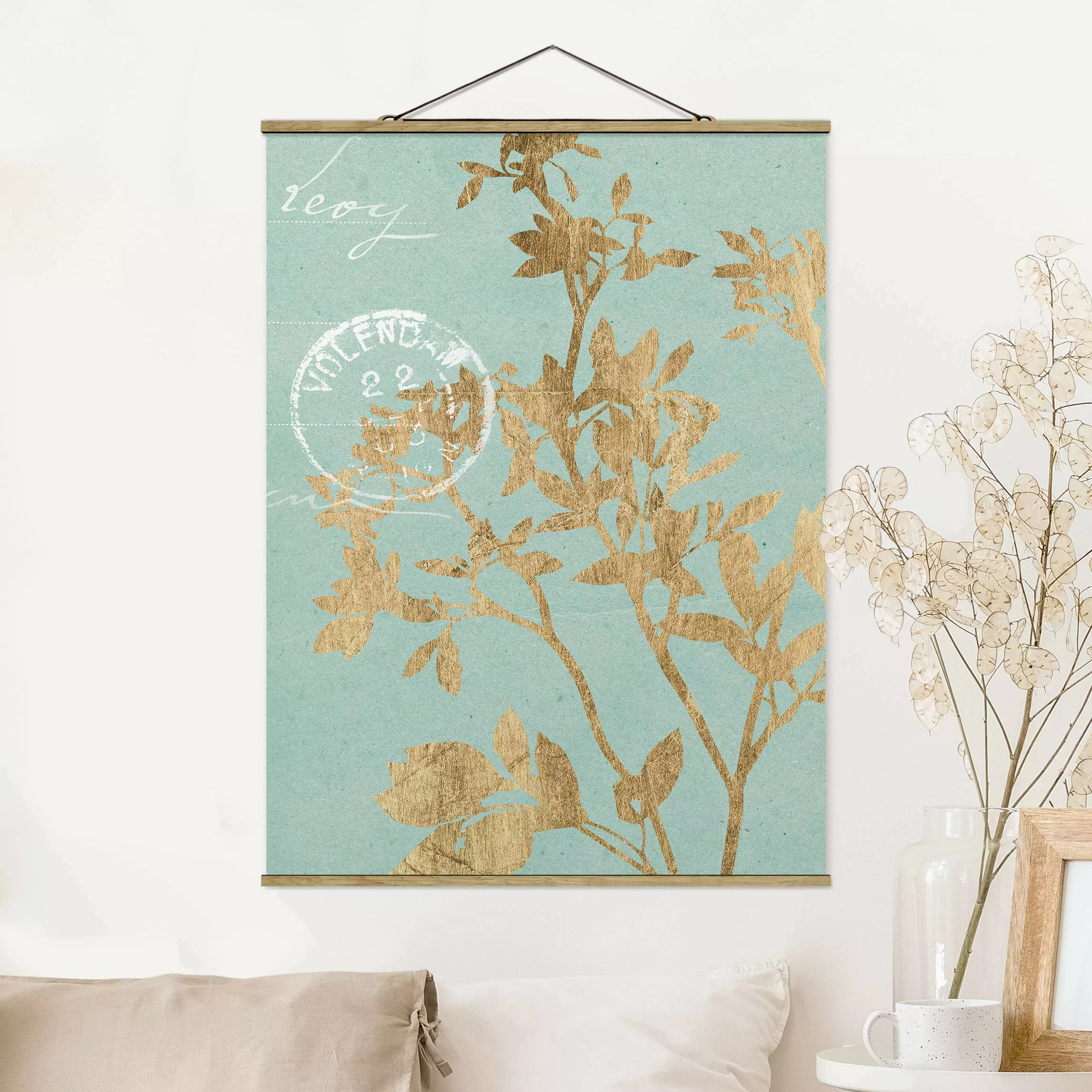 Stoffbild Blumen mit Posterleisten - Hochformat Goldene Blätter auf Turquoi günstig online kaufen