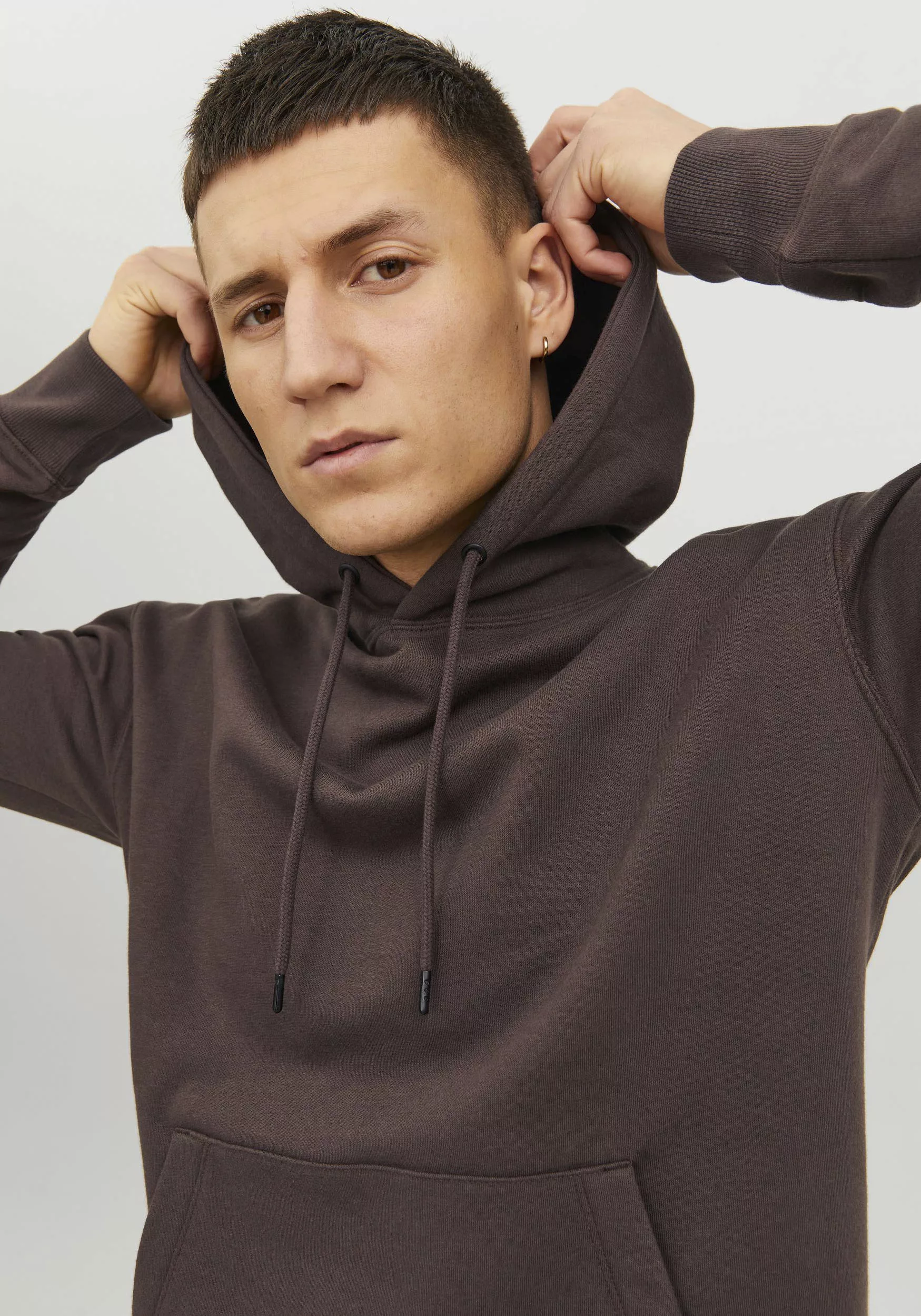 Jack & Jones Kapuzensweatshirt JJESTAR BASIC SWEAT HOOD NOOS mit Rippbündch günstig online kaufen