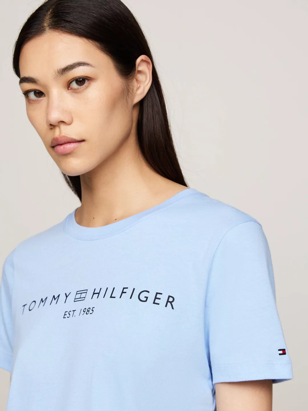 Tommy Hilfiger T-Shirt REG CORP LOGO C-NK SS mit Tommy Hilfiger Logoschrift günstig online kaufen