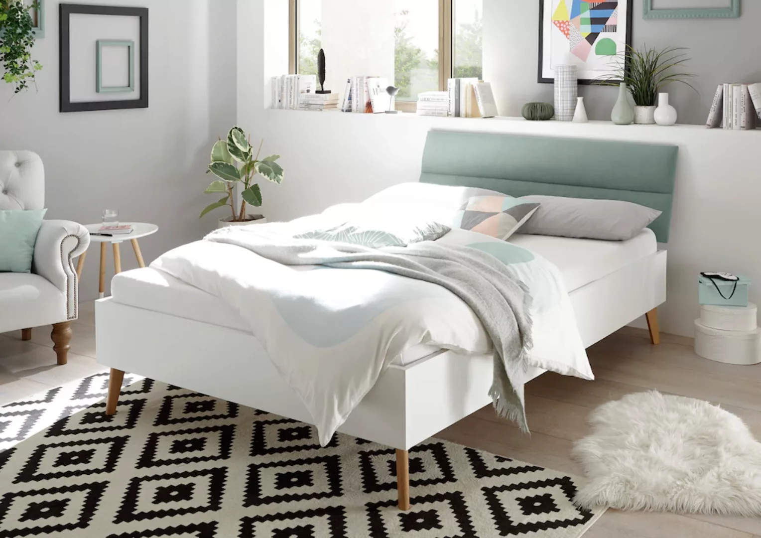 andas Einzelbett "MERLE", in skandinavischem Design, mit gepolstertem Kopft günstig online kaufen