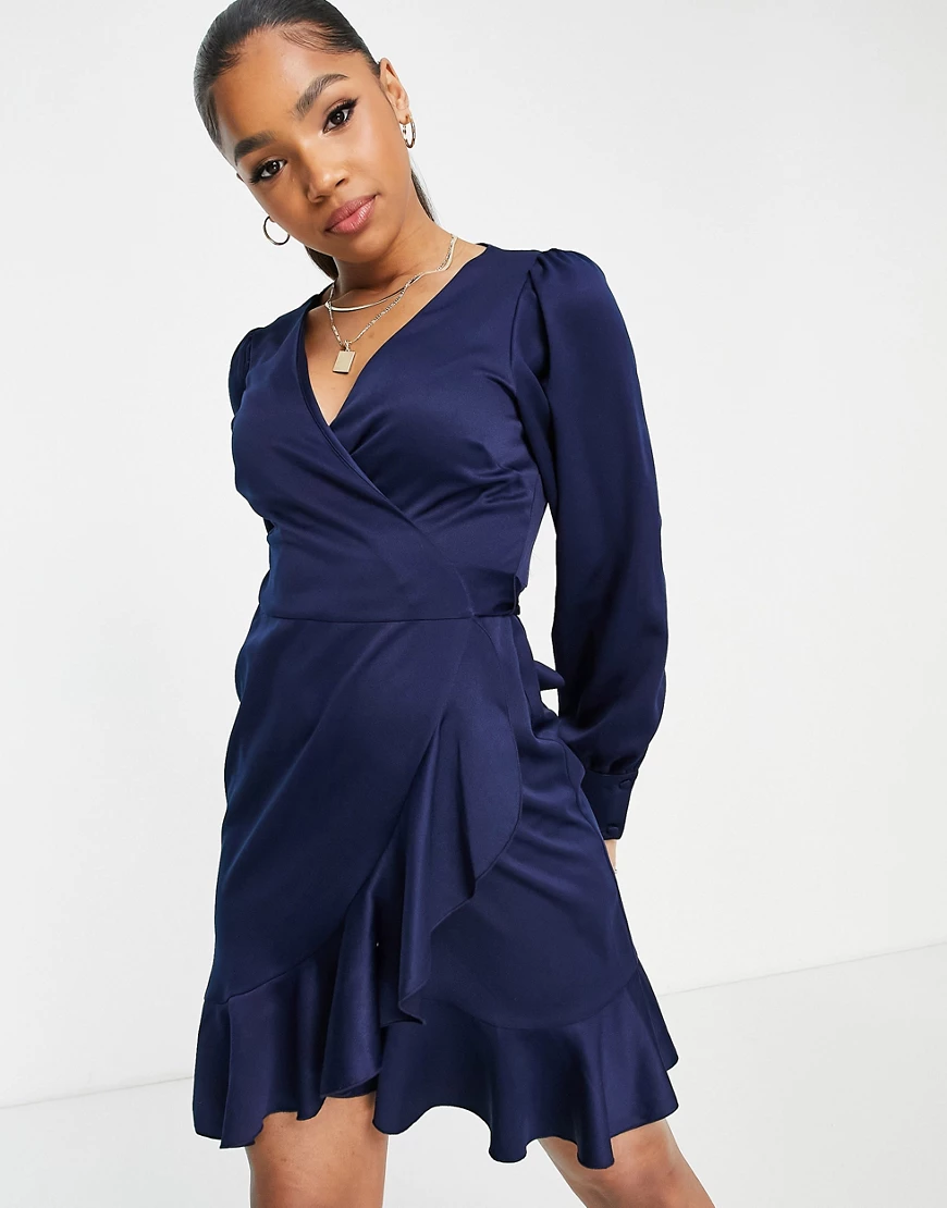 Style Cheat – Kurzes Wickelkleid aus Satin in Marineblau günstig online kaufen
