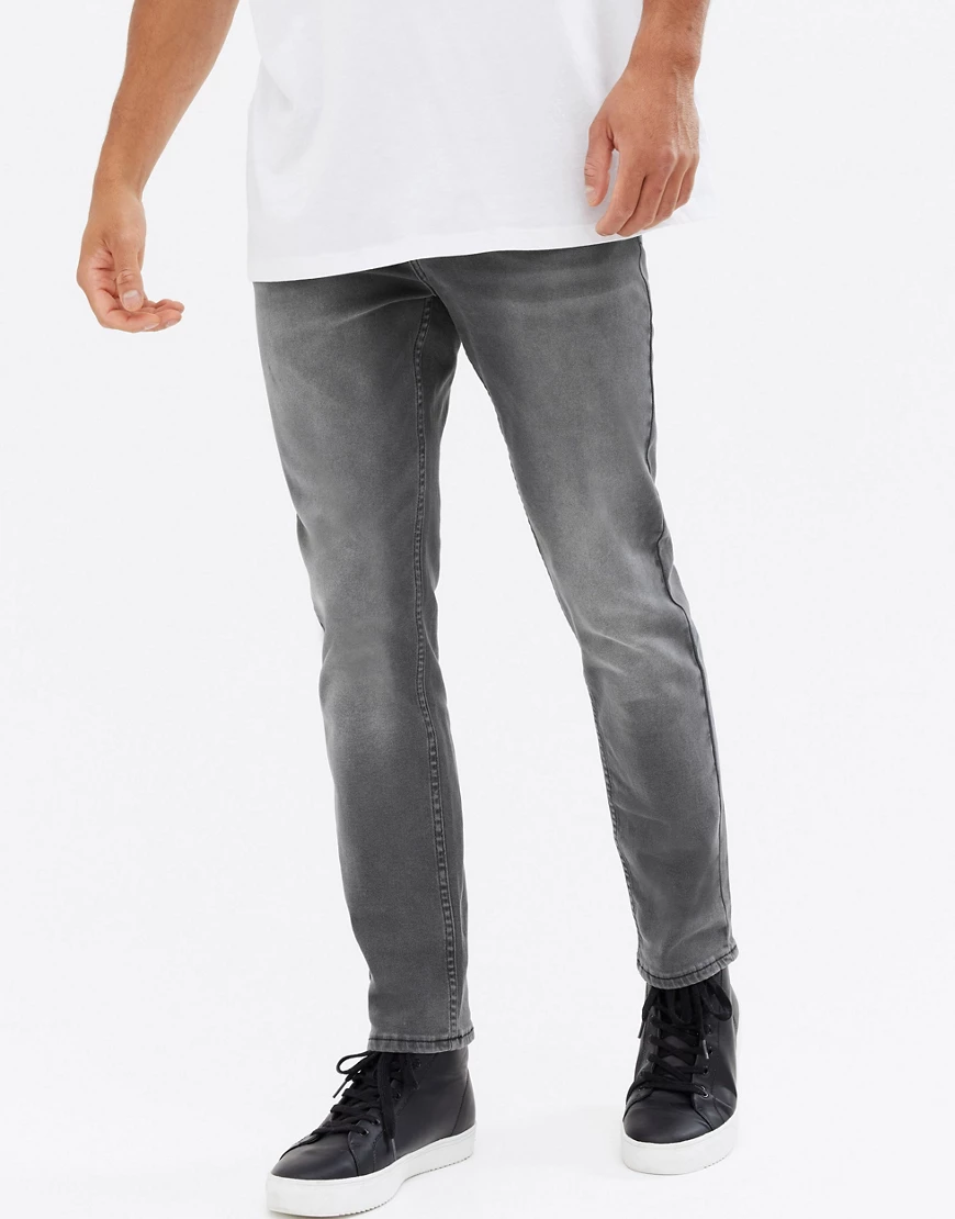 New Look – Schmal geschnittene Jeans in verwaschenem Grau günstig online kaufen