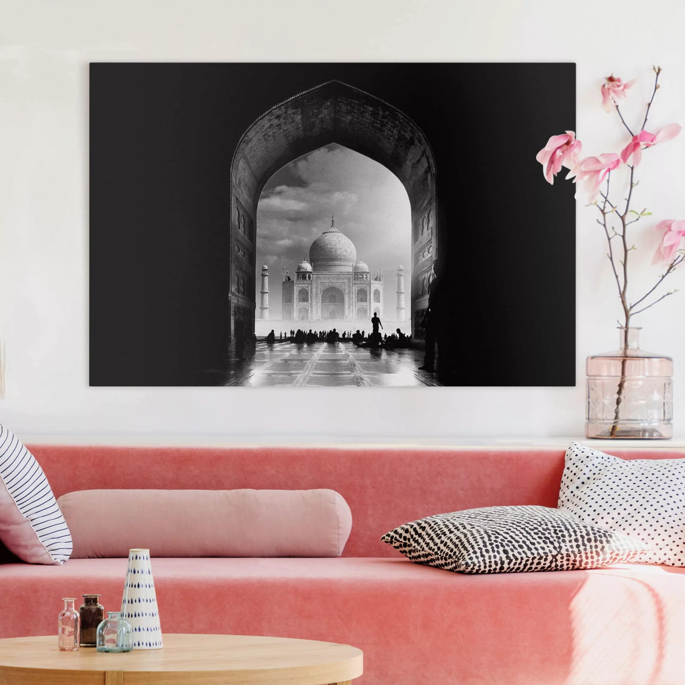 Leinwandbild Schwarz-Weiß - Querformat Das Tor zum Taj Mahal günstig online kaufen
