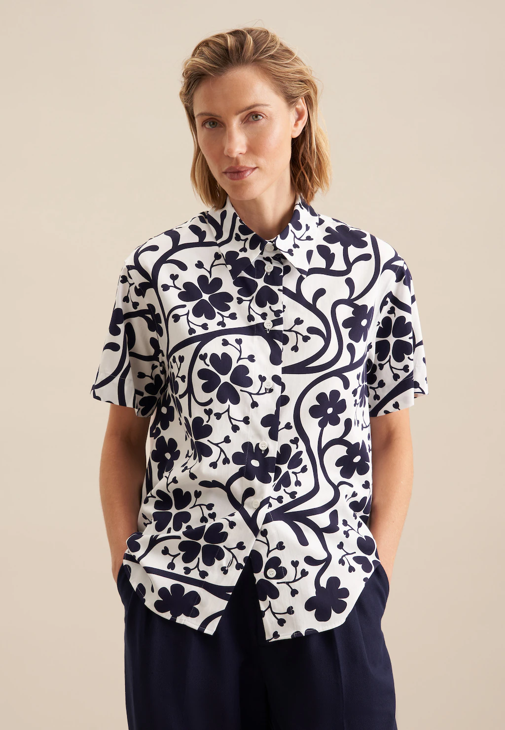 seidensticker Hemdbluse "Schwarze Rose", Kurzarm Kragen Druck günstig online kaufen