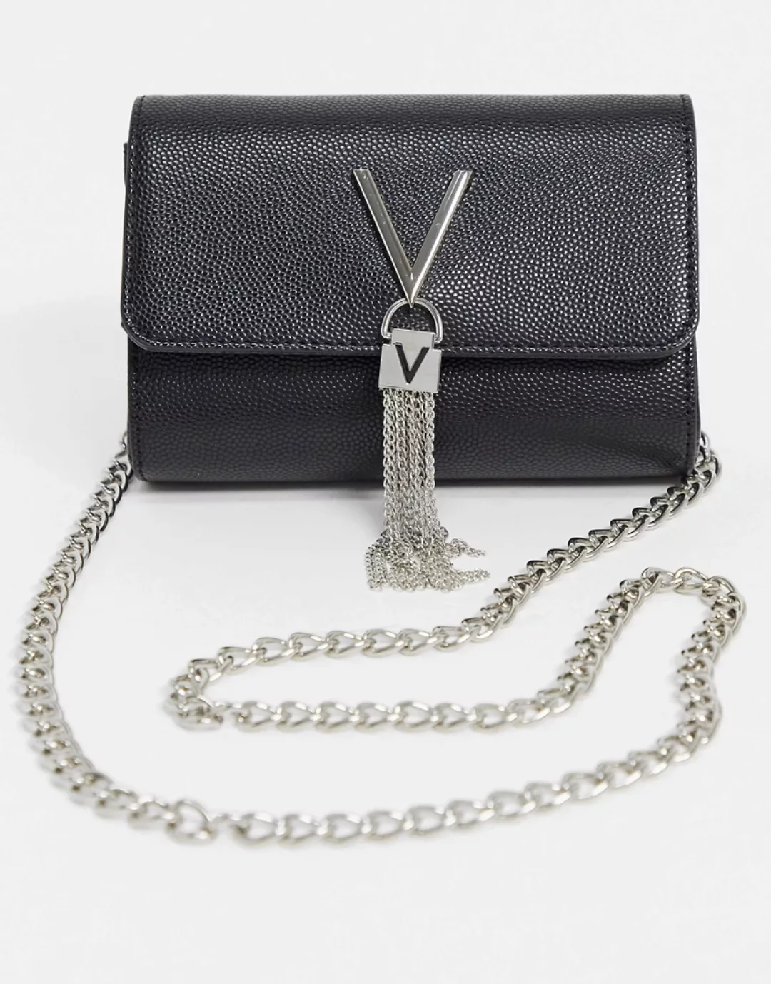 Valentino Bags – Divina – Umhängetasche in Schwarz mit Umschlag und Quaste günstig online kaufen