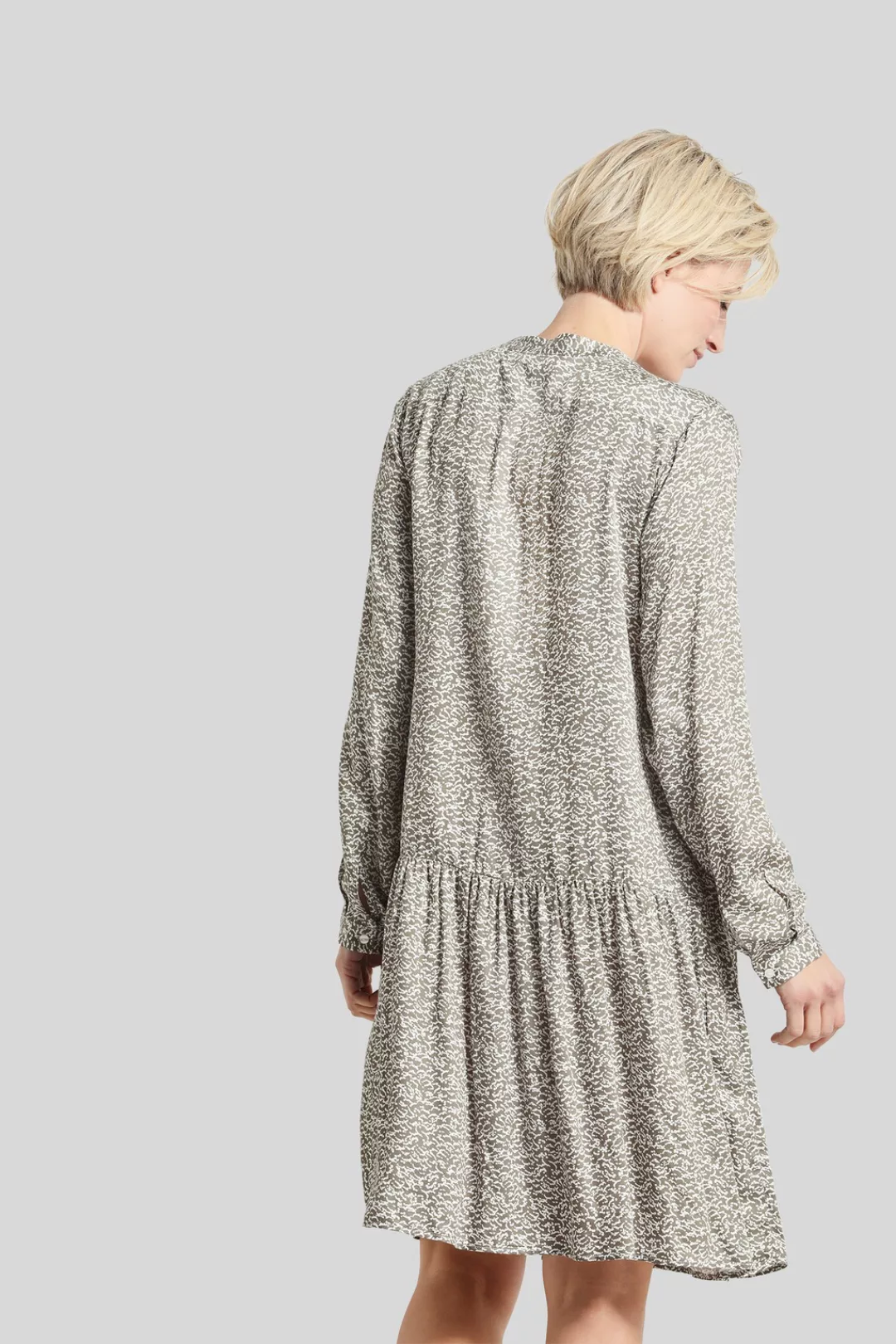 bugatti Jerseykleid, mit dezentem grafischen Print günstig online kaufen