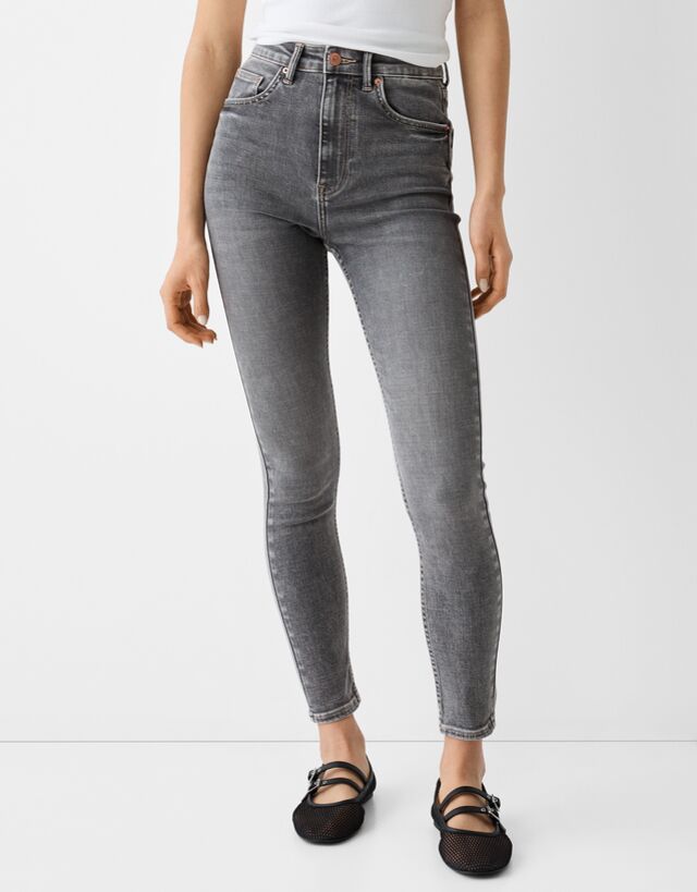 Bershka Skinny-Jeans Mit Sehr Hohem Bund Bskteen 36 Grau günstig online kaufen