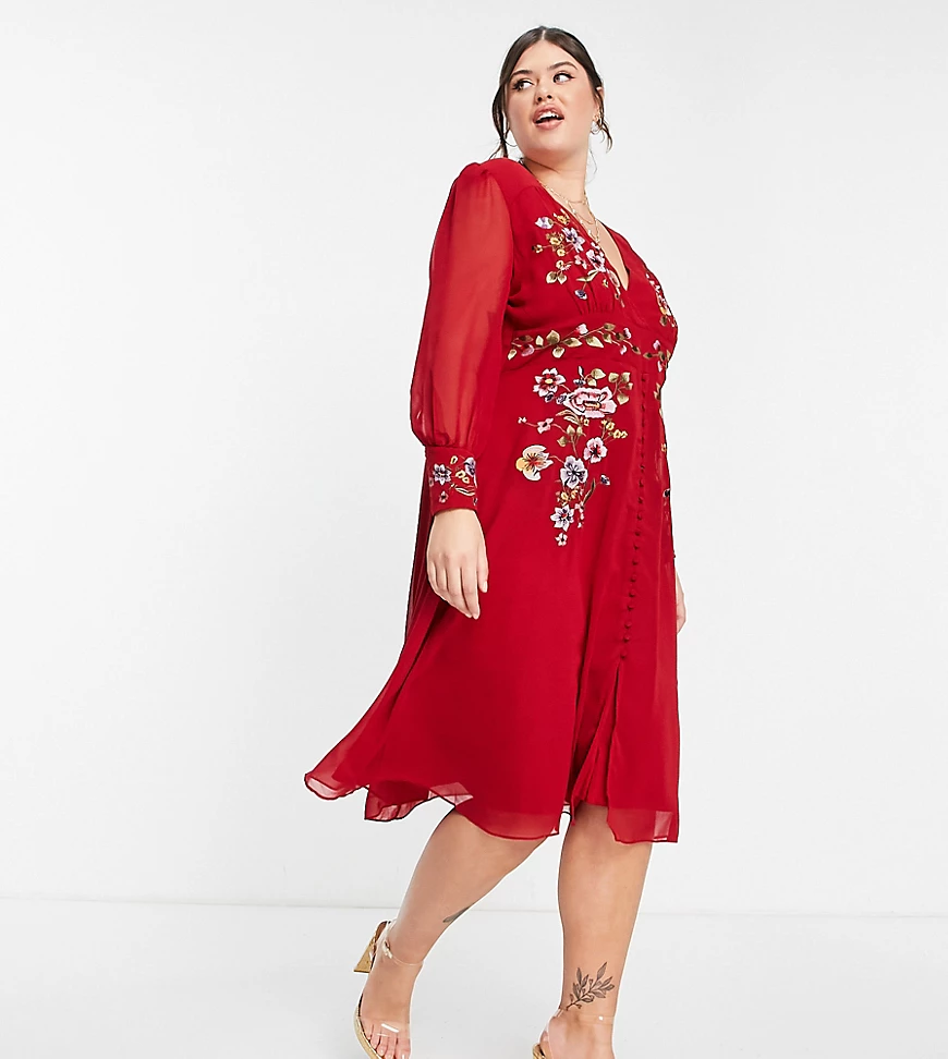 Hope & Ivy Plus – Langärmliges Midi-Freizeitkleid in Rot mit Stickerei günstig online kaufen
